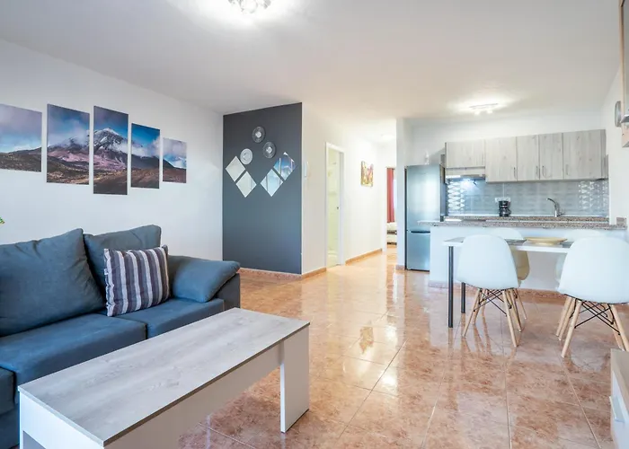 Aparthotel Menores Sea View