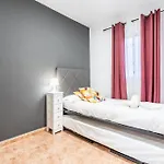 Menores Sea View Aparthotel