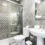 מלון דירות Menores Sea View