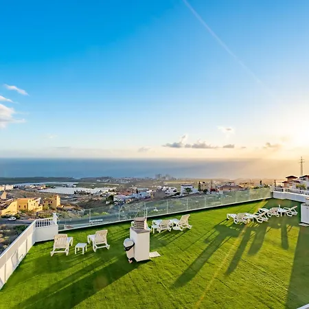 Menores Sea View 3* アデヘ