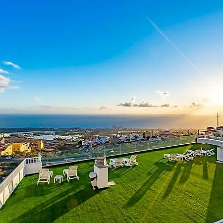 Menores Sea View 3* أذيخي