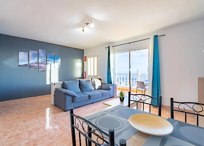 Menores Sea View 3* Costa Adeje (Tenerife)