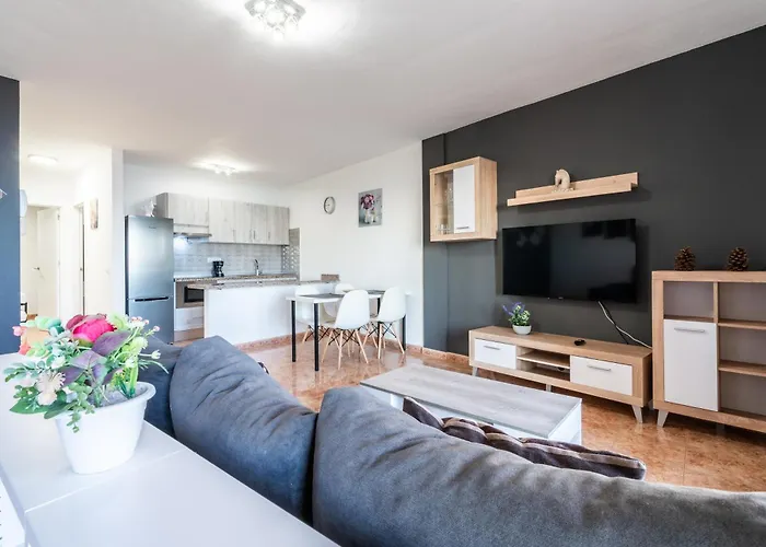 Menores Sea View 3* 阿德耶