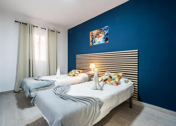 Menores Sea View 阿德耶